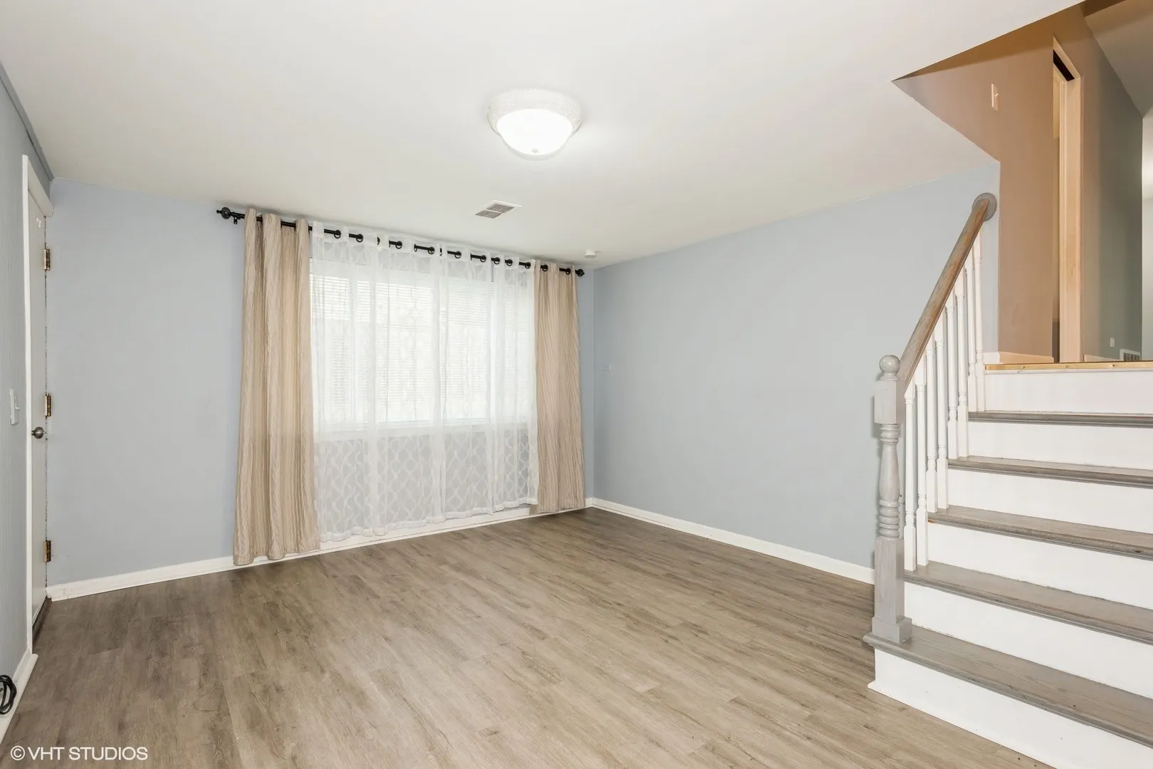 319 Shirley Ct, ,  60187, USA 60187-Wheaton-IL