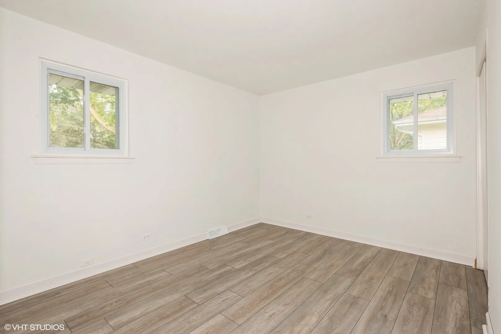 319 Shirley Ct, ,  60187, USA 60187-Wheaton-IL