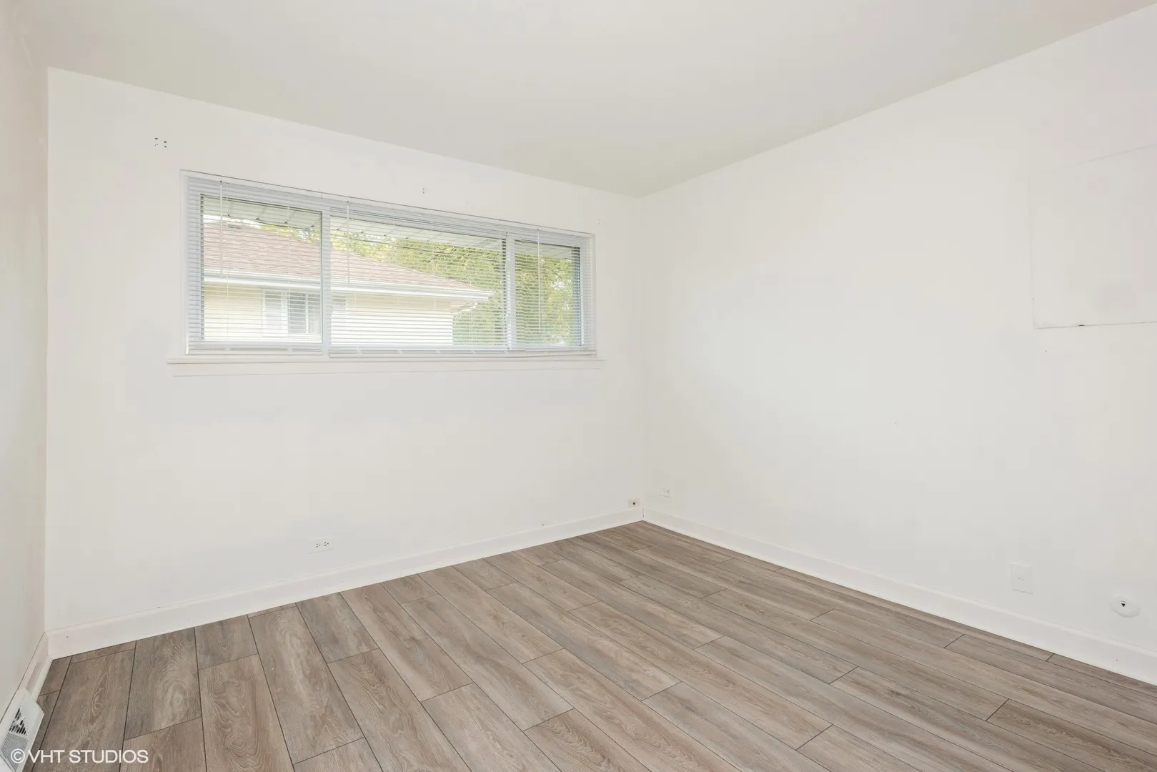 319 Shirley Ct, ,  60187, USA 60187-Wheaton-IL