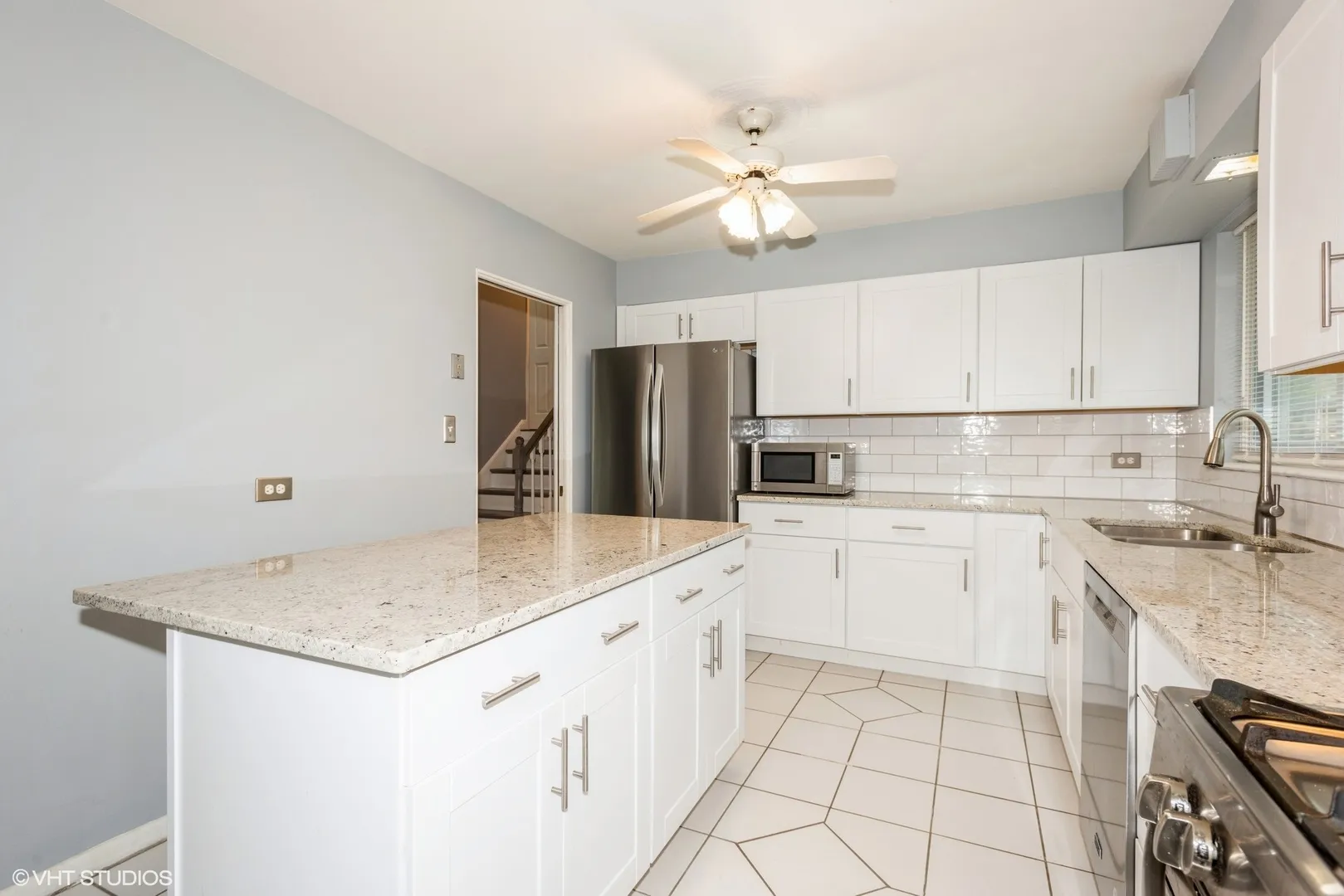 319 Shirley Ct, ,  60187, USA 60187-Wheaton-IL