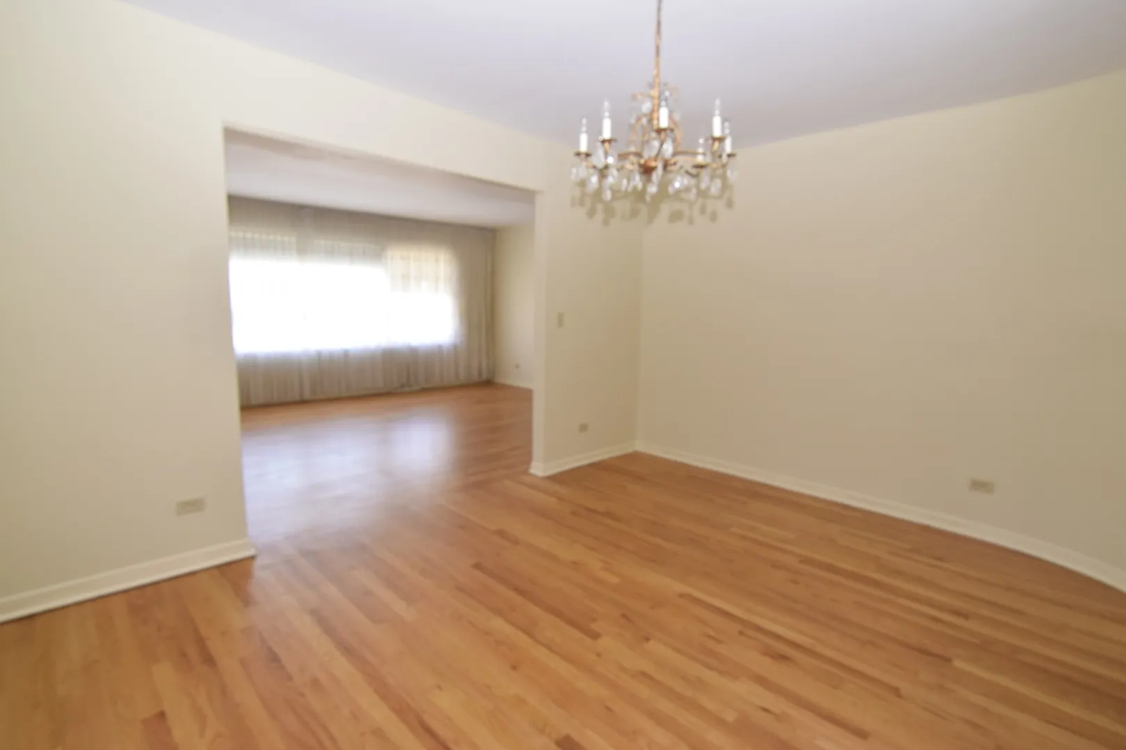 5025 Carol St, ,  60077, USA 60077-Skokie-IL