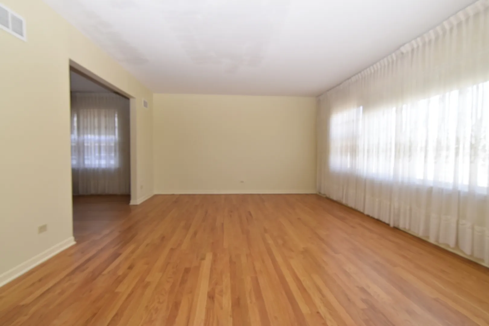 5025 Carol St, ,  60077, USA 60077-Skokie-IL