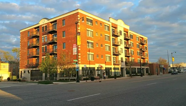 8255 Blvd, , 60077, USA 60077-Skokie-IL