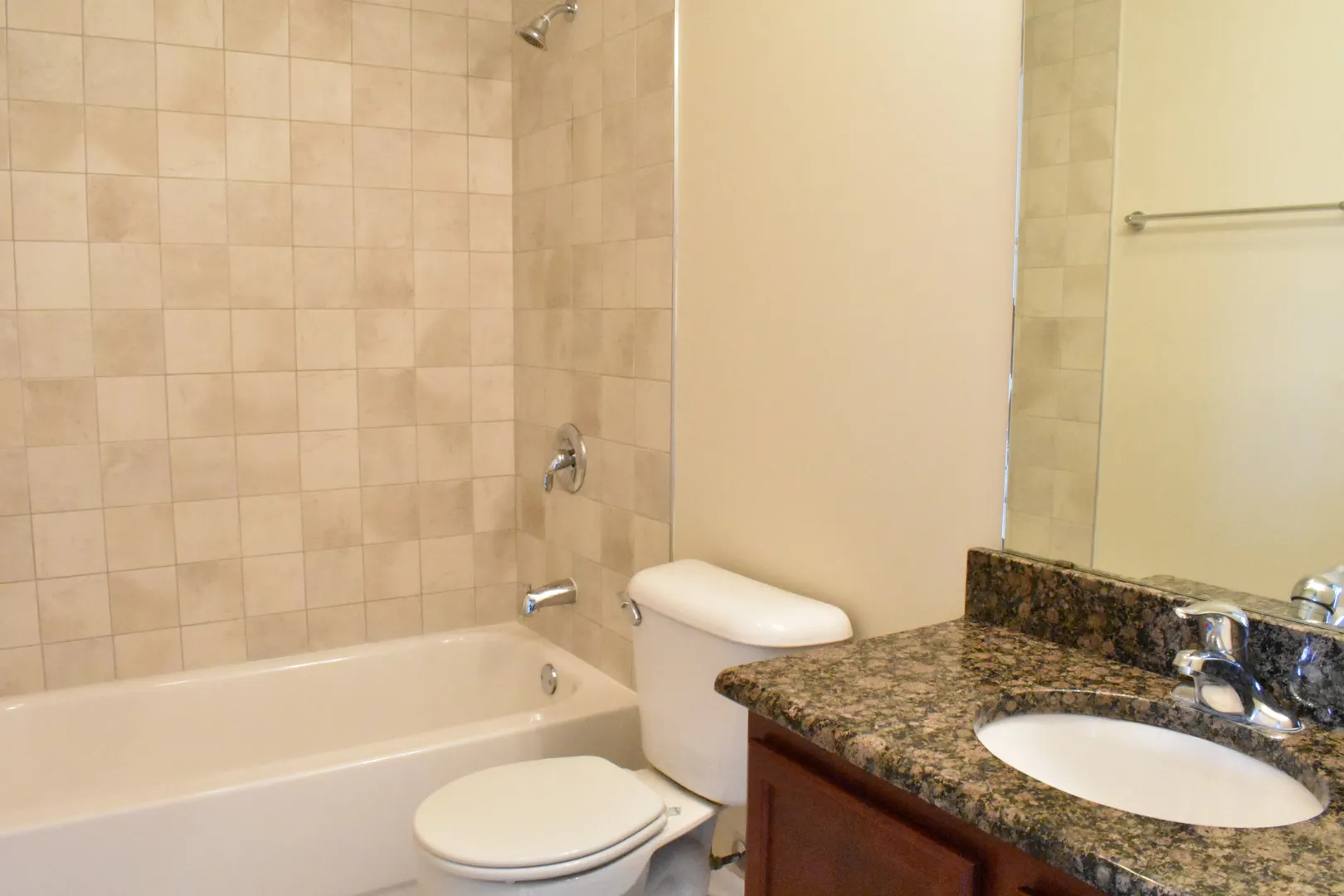 8255  Blvd, ,  60077, USA 60077-Skokie-IL