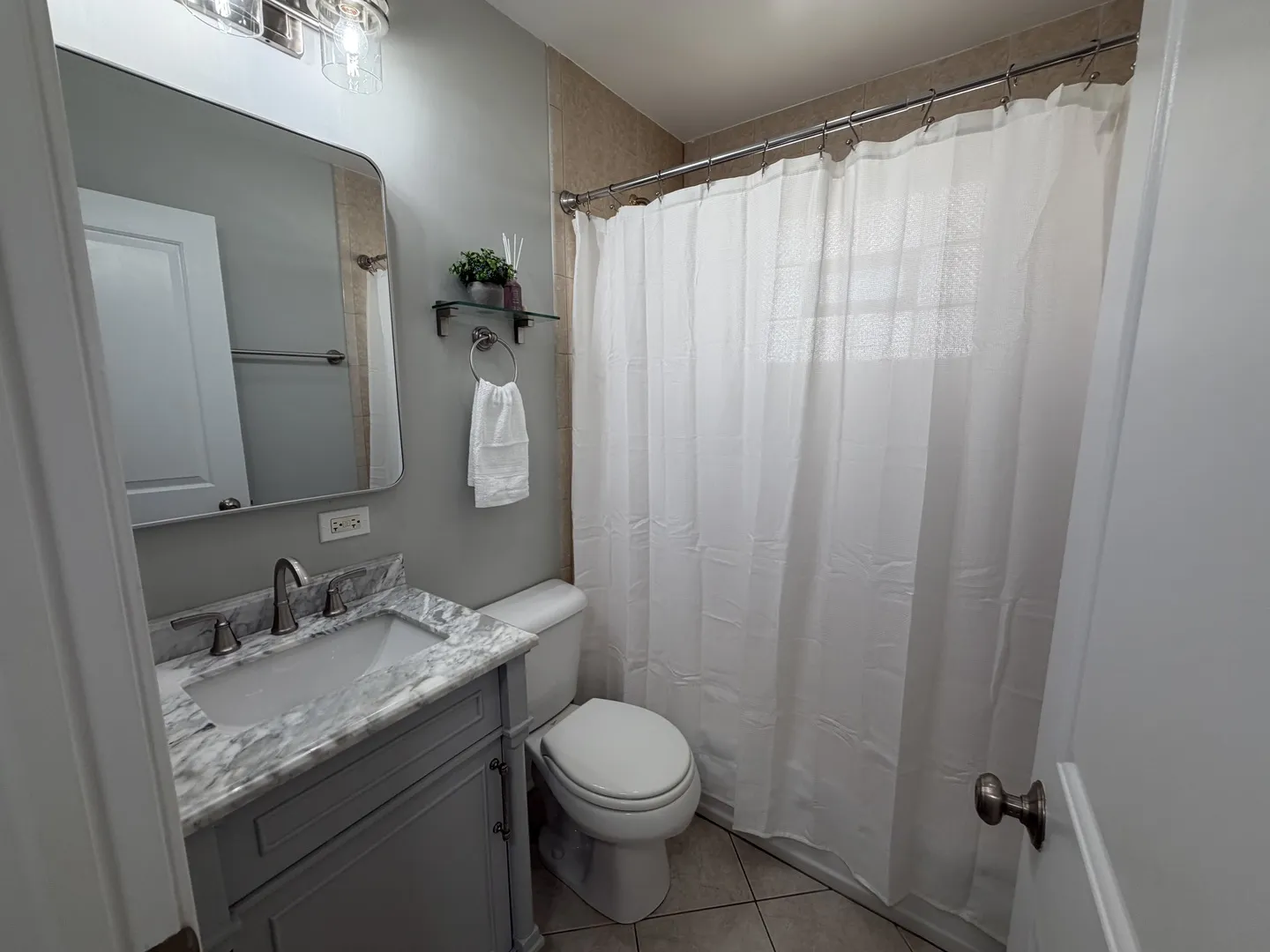 2204 Campbell St, ,  60008, USA 60008-Rolling Meadows-IL