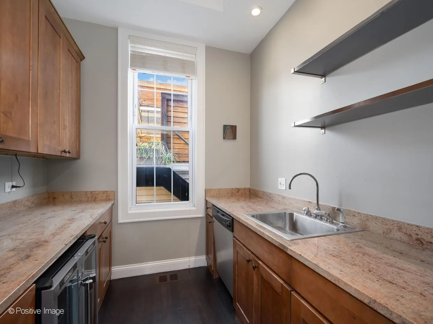 2120 W Race Ave, , 60612, USA 60612-Chicago-IL
