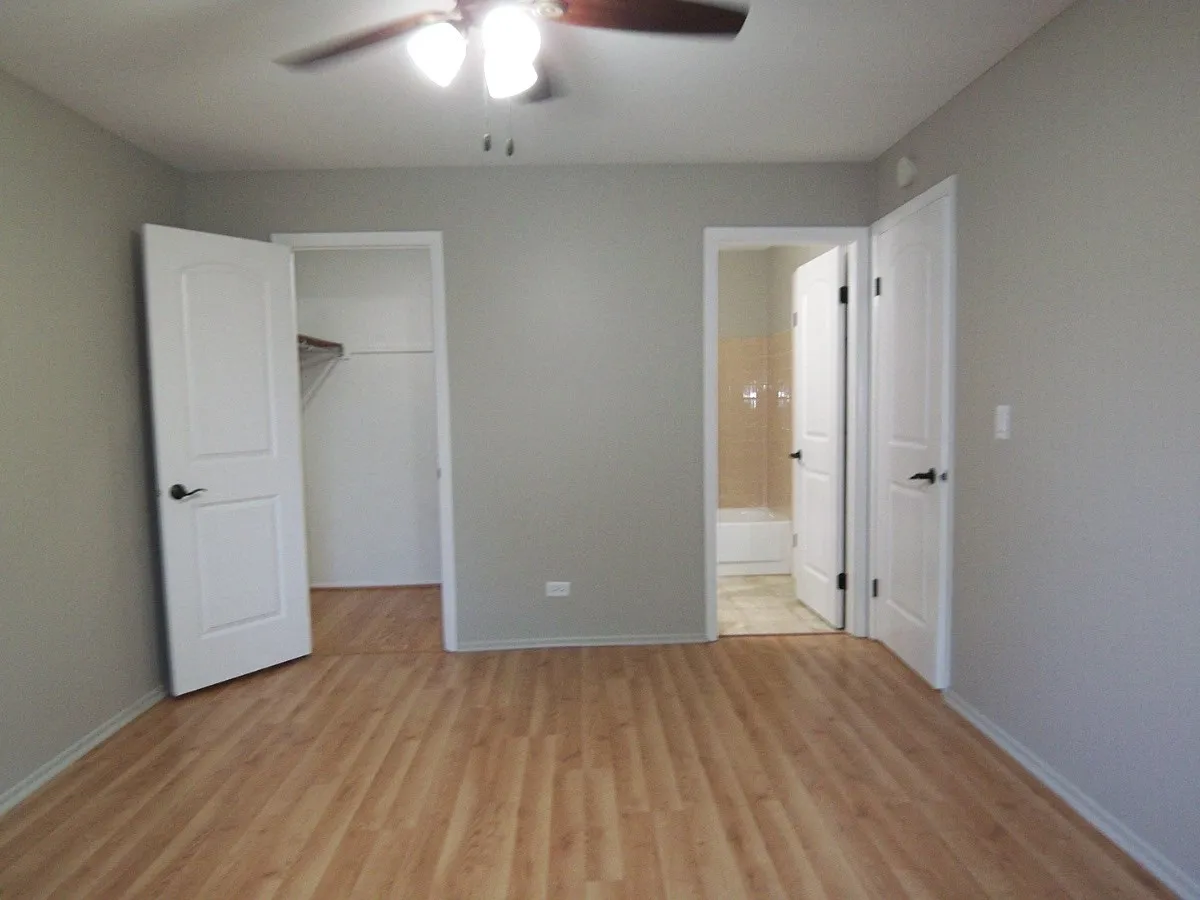 1546 Williamsburg Dr, ,  60193, USA 60193-Schaumburg-IL