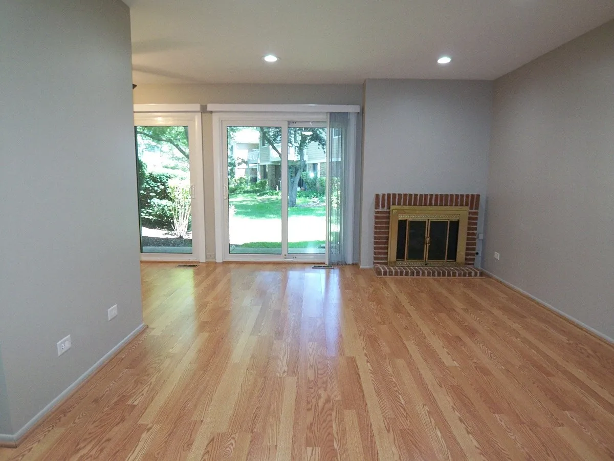 1546 Williamsburg Dr, ,  60193, USA 60193-Schaumburg-IL