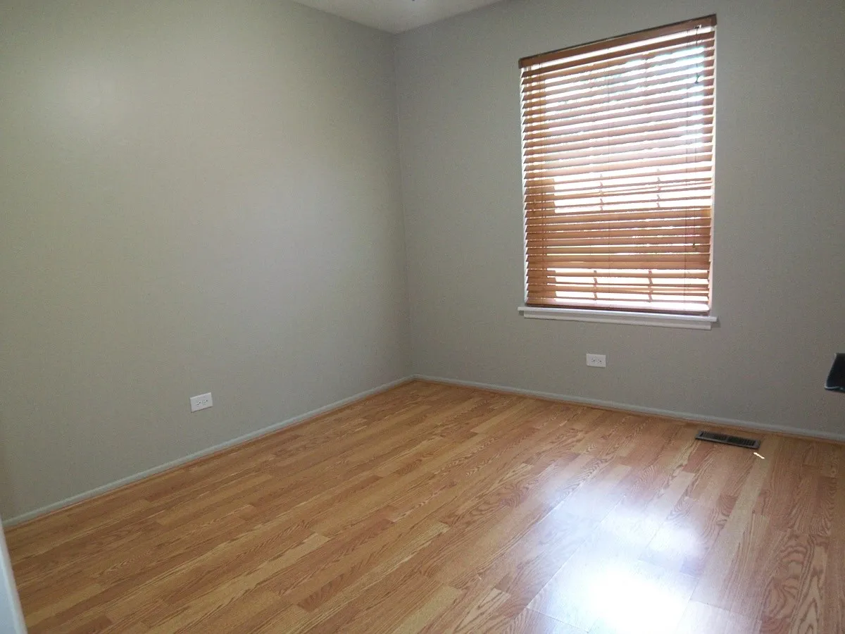 1546 Williamsburg Dr, ,  60193, USA 60193-Schaumburg-IL