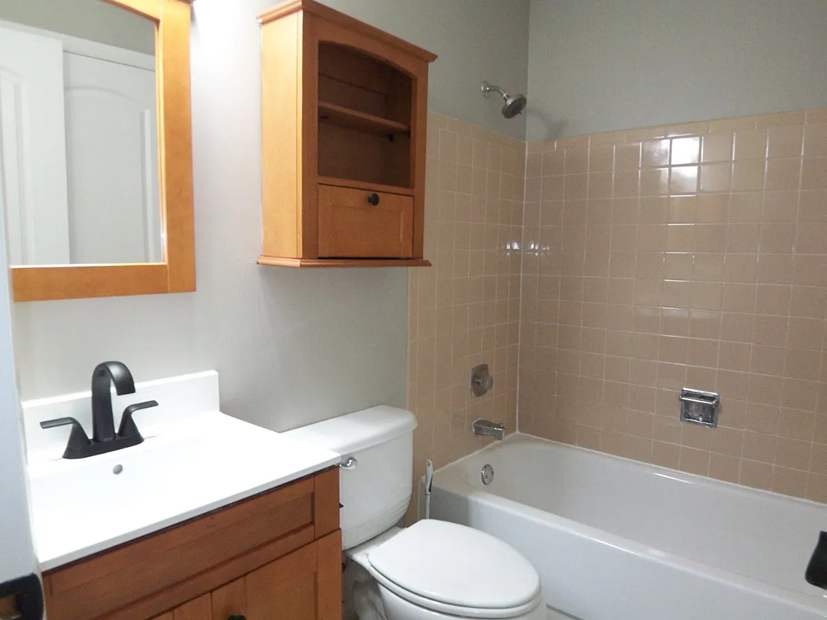1546 Williamsburg Dr, ,  60193, USA 60193-Schaumburg-IL