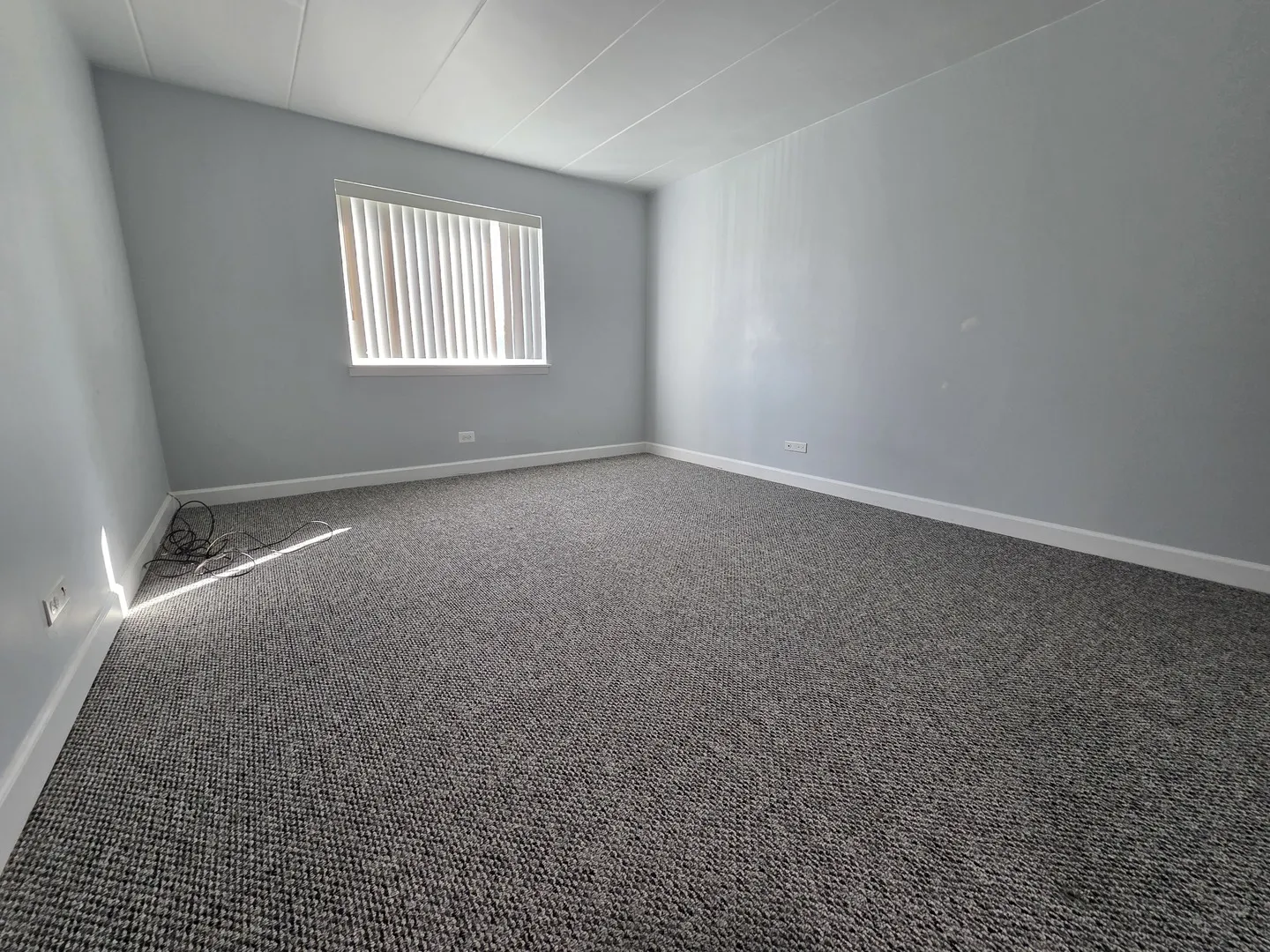 220 S Roselle Rd, ,  60193, USA 60193-Schaumburg-IL