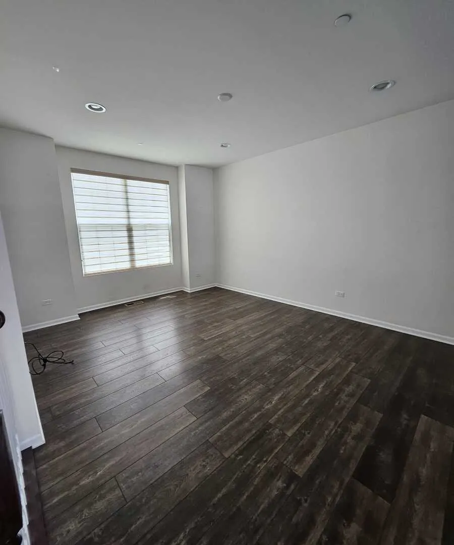 1921 Continental Ave, ,  60563, USA 60563-Naperville-IL