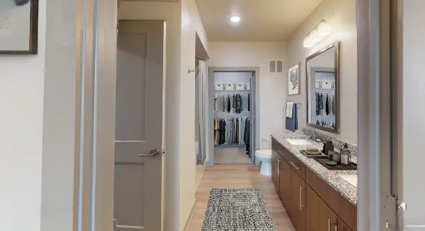 690 E Algonquin Rd, ,  60173, USA 60173-Schaumburg-IL