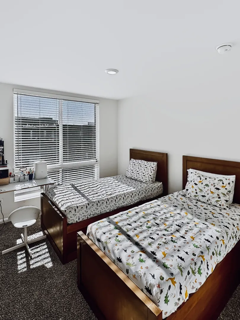 1212 Quadrant Ln., ,  60173, USA 60173-Schaumburg-IL
