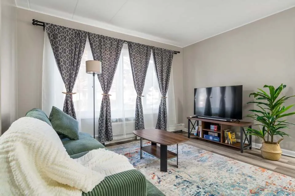 816 W St James St, , 60005, USA 60005-Arlington Heights-IL