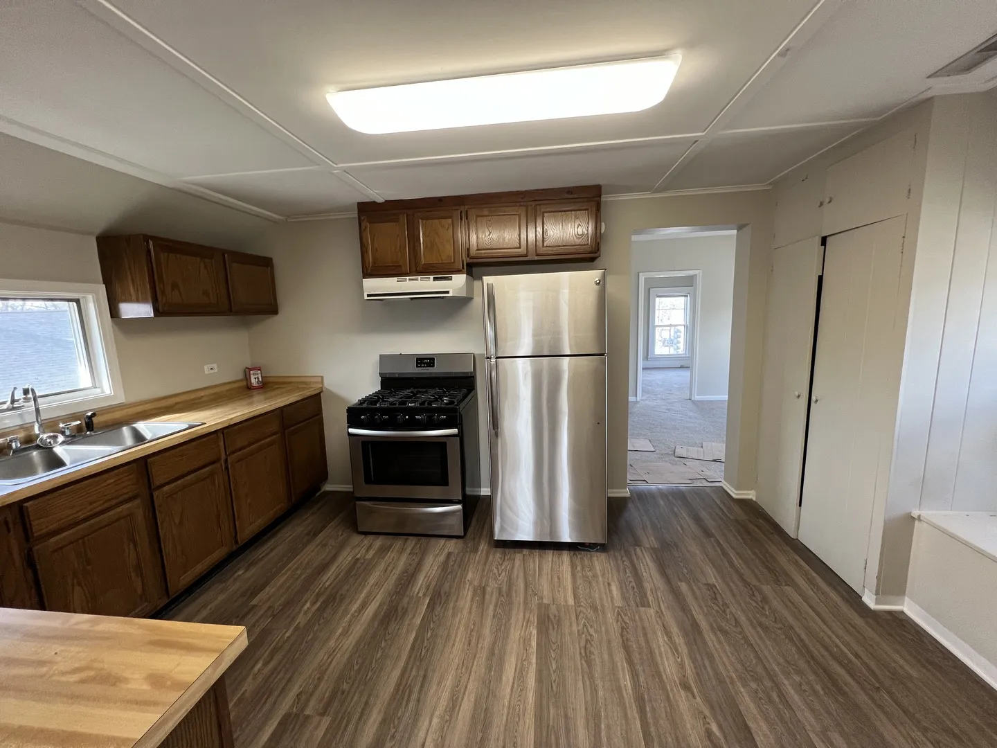 301 W Main St, , 60010, USA 60010-Barrington-IL