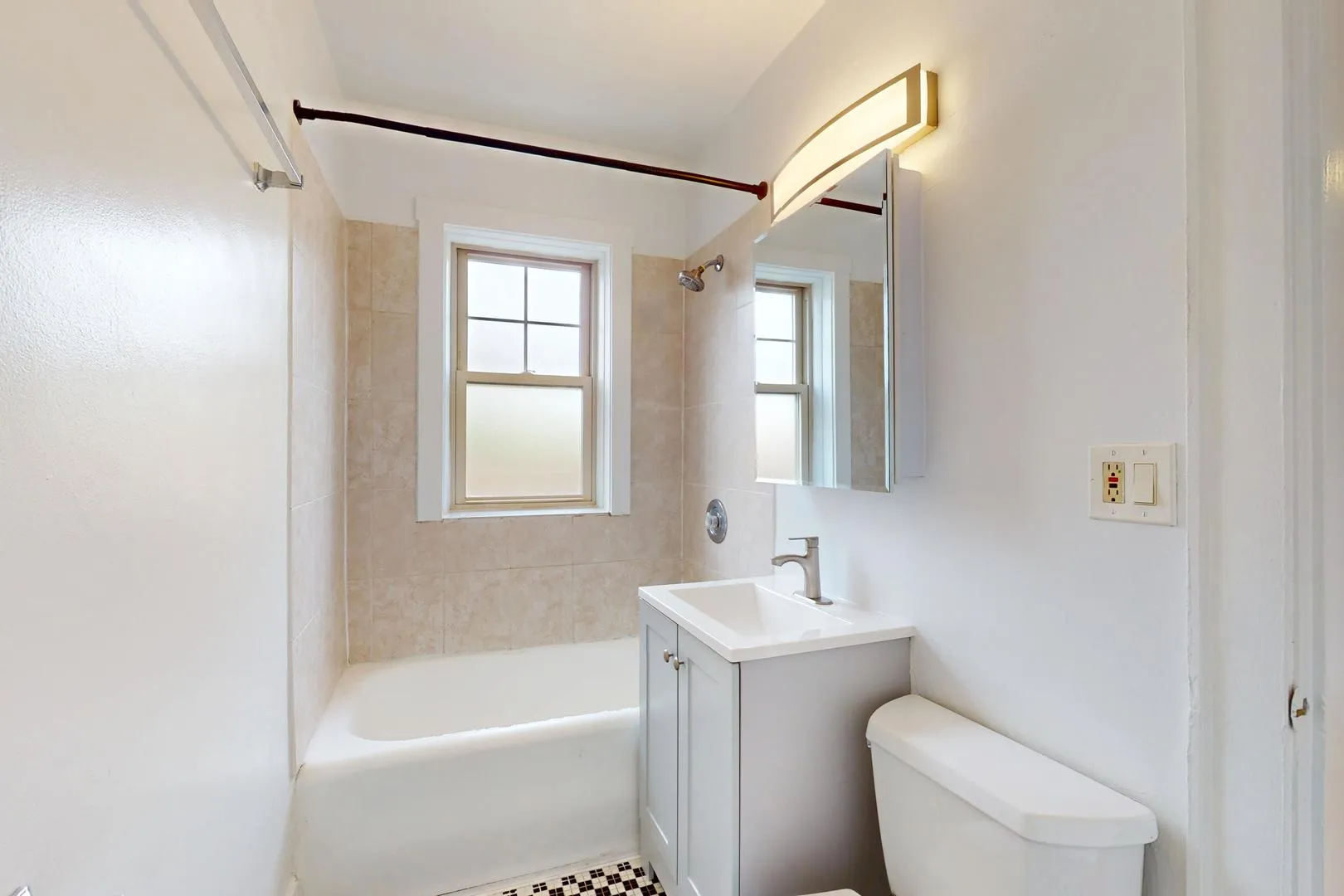 7 W Campbell St, , 60005, USA 60005-Arlington Heights-IL