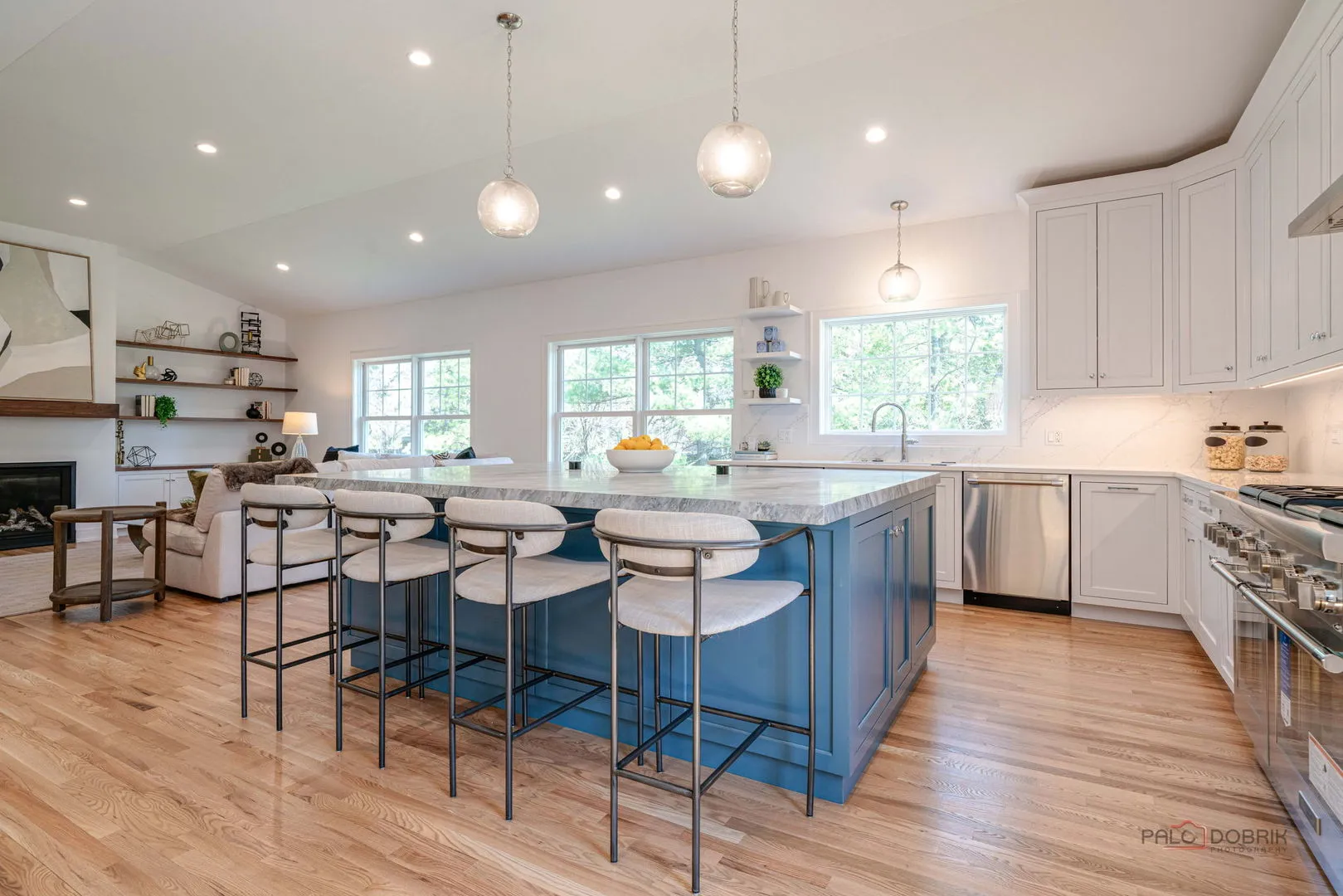 707 Brierhill Rd, ,  60015, USA 60015-Deerfield-IL