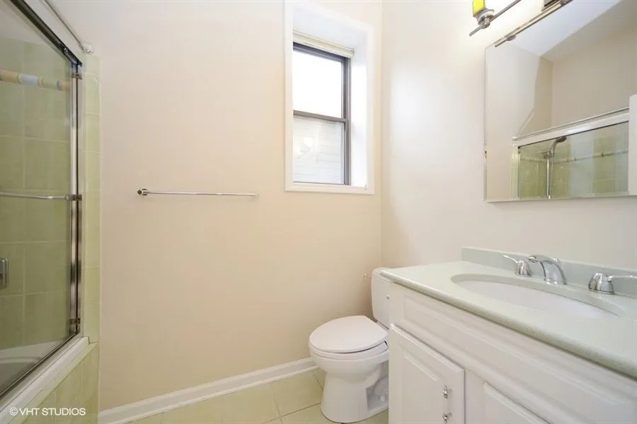 2112 N Dayton St, ,  60614, USA 60614-Chicago-IL