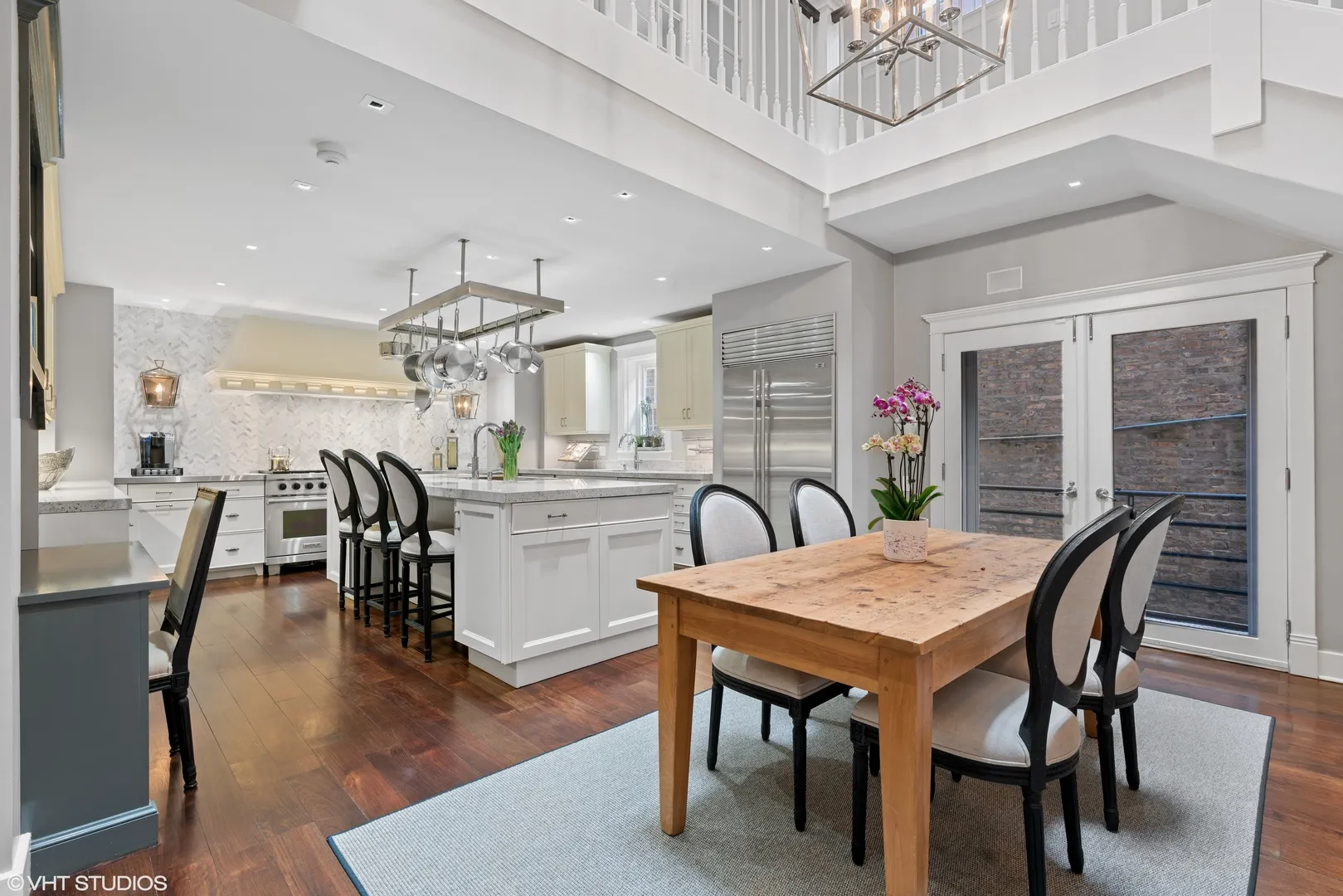 38 E Elm St, , 60611, USA 60611-Chicago-IL