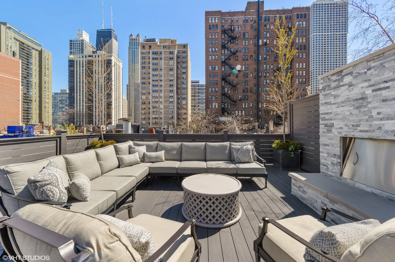 38 E Elm St, , 60611, USA 60611-Chicago-IL