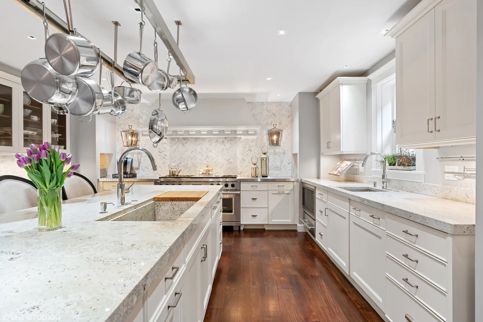 38 E Elm St, , 60611, USA 60611-Chicago-IL