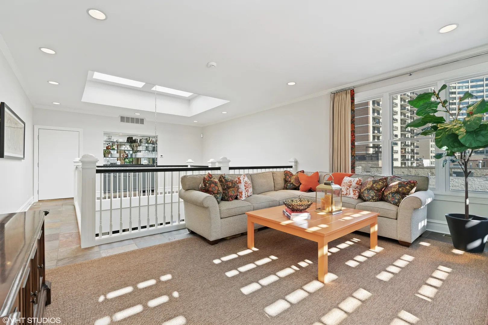38 E Elm St, , 60611, USA 60611-Chicago-IL