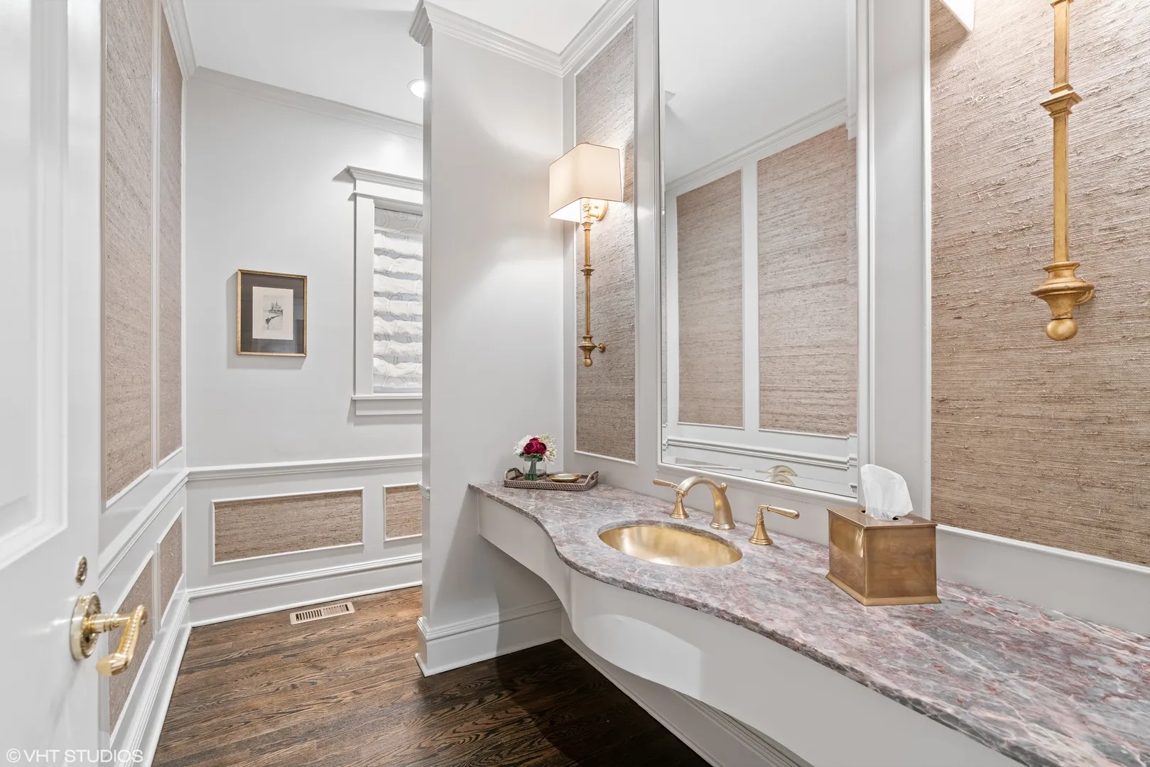 38 E Elm St, , 60611, USA 60611-Chicago-IL