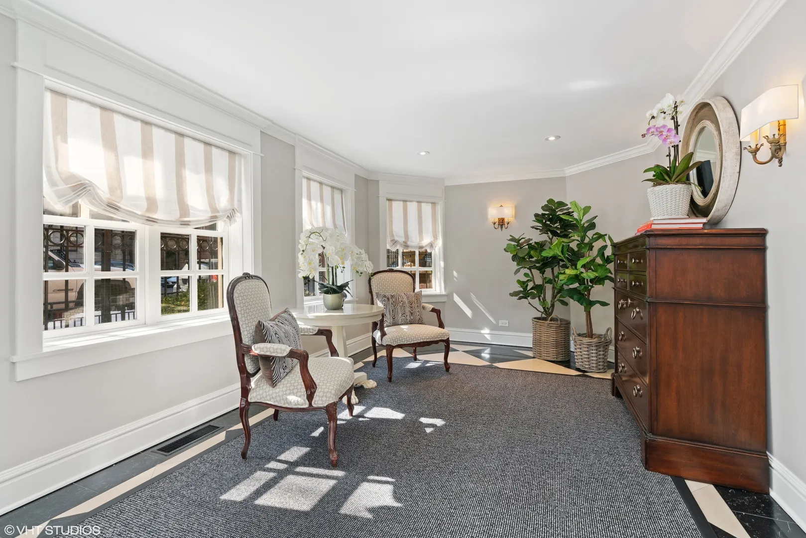 38 E Elm St, , 60611, USA 60611-Chicago-IL