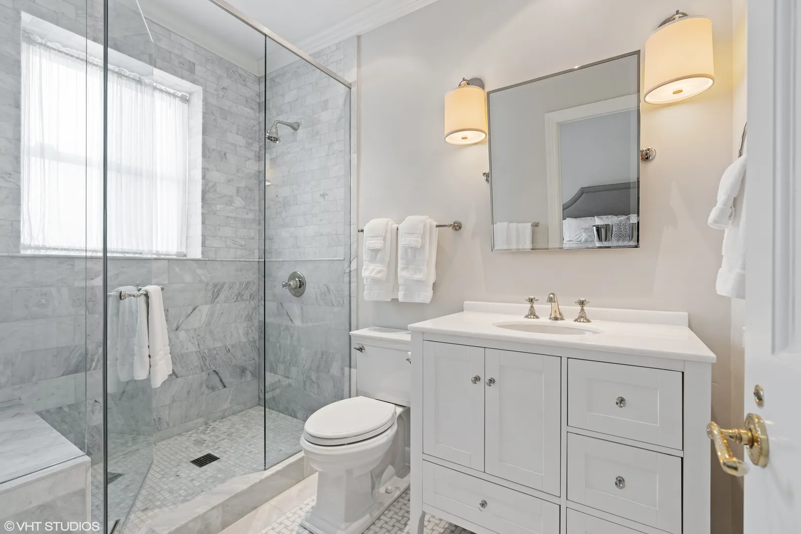 38 E Elm St, , 60611, USA 60611-Chicago-IL