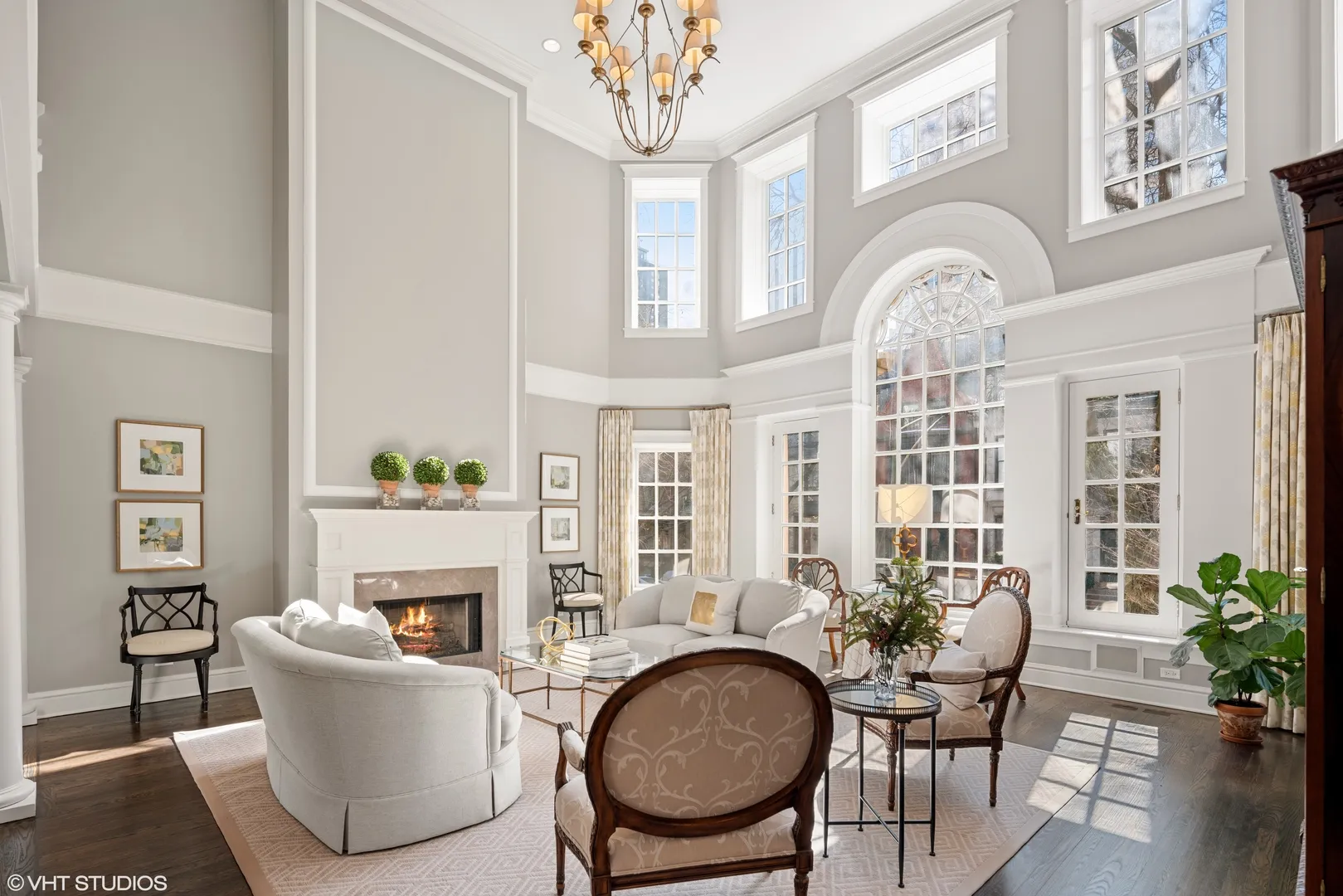 38 E Elm St, , 60611, USA 60611-Chicago-IL
