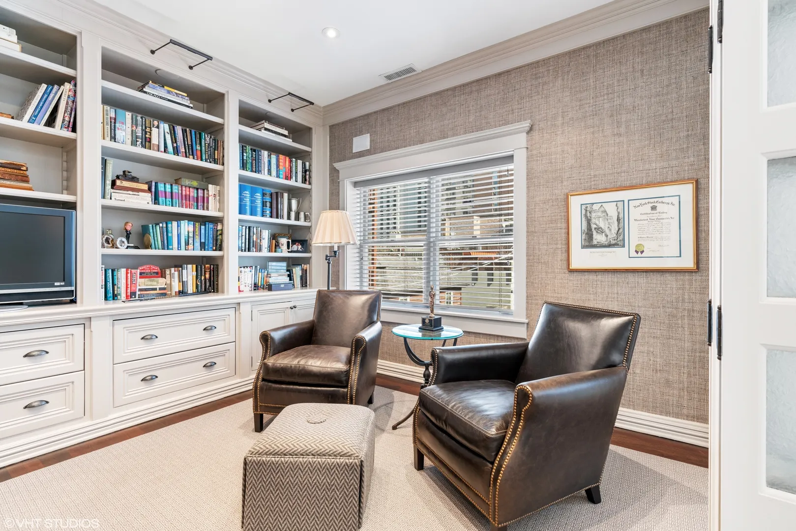 38 E Elm St, , 60611, USA 60611-Chicago-IL