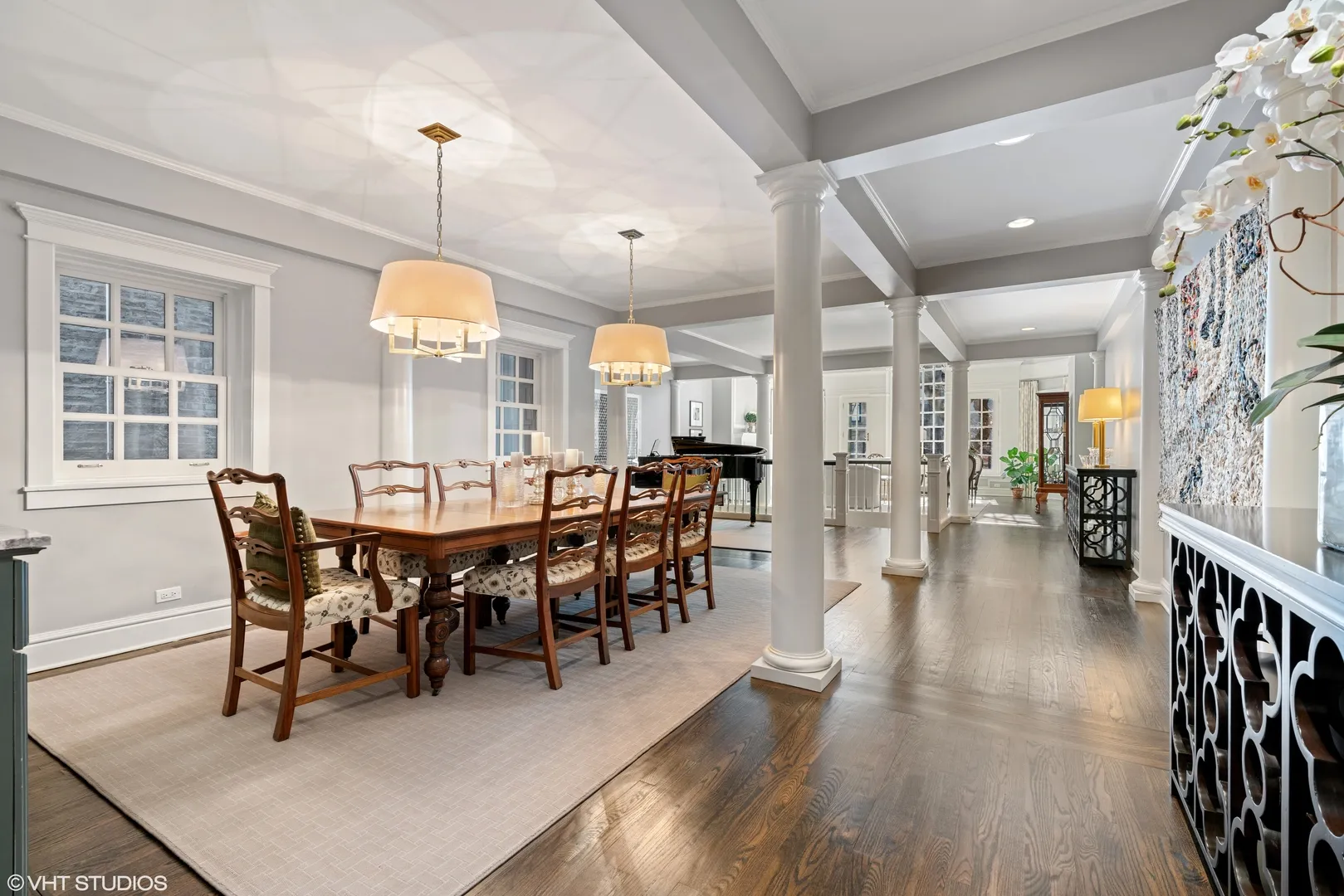 38 E Elm St, , 60611, USA 60611-Chicago-IL
