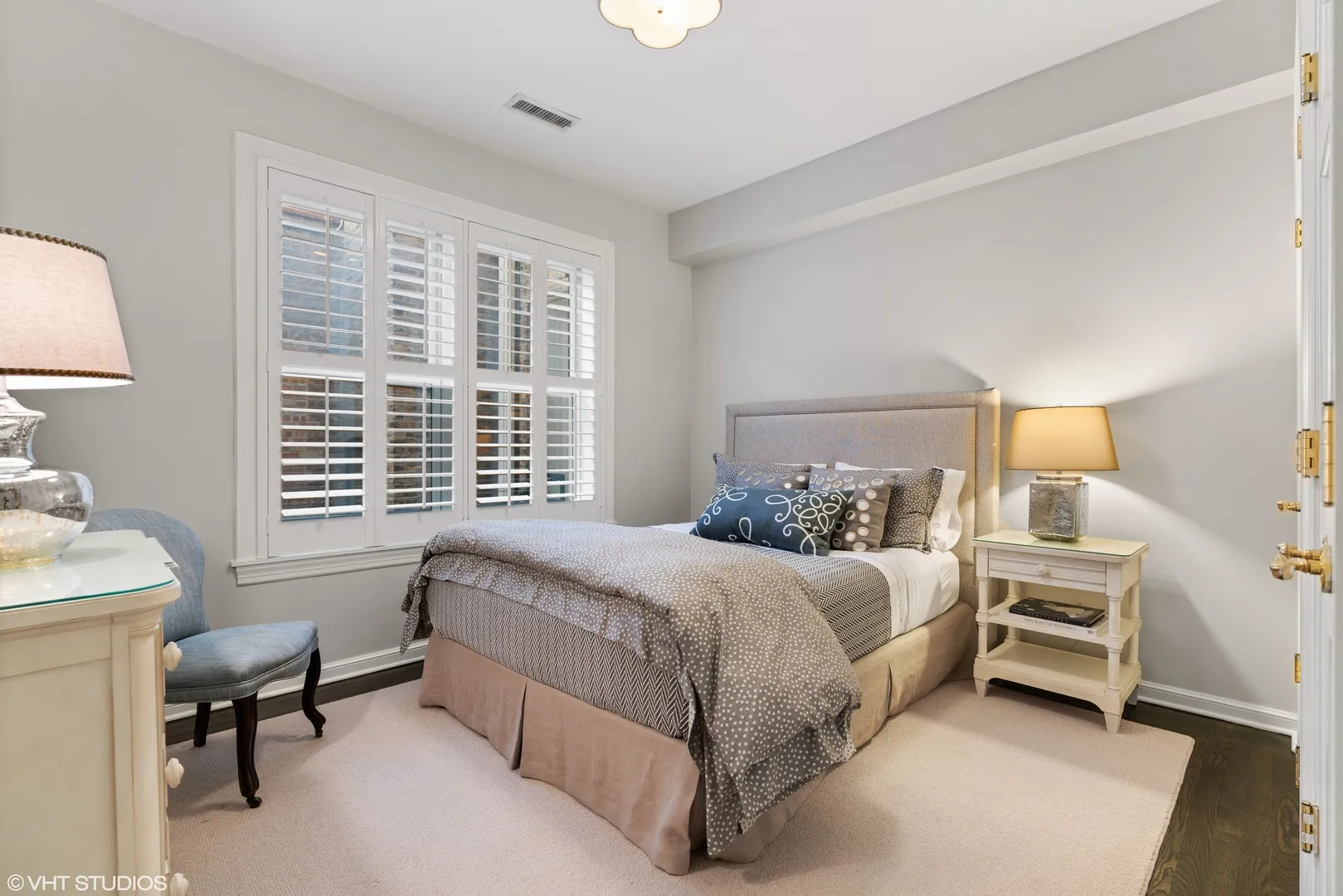 38 E Elm St, , 60611, USA 60611-Chicago-IL
