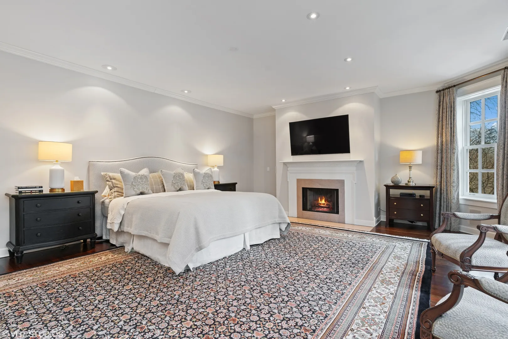 38 E Elm St, , 60611, USA 60611-Chicago-IL