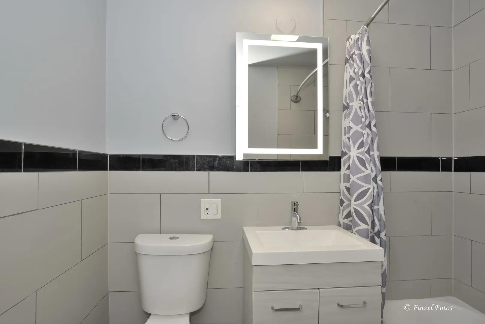 336 E Russell St, ,  60010, USA 60010-Barrington-IL