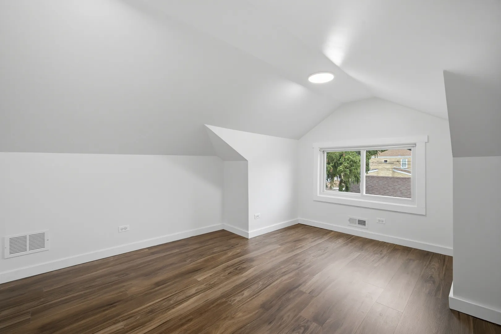 7236 W Pratt Ave, ,  60631, USA 60631-Chicago-IL