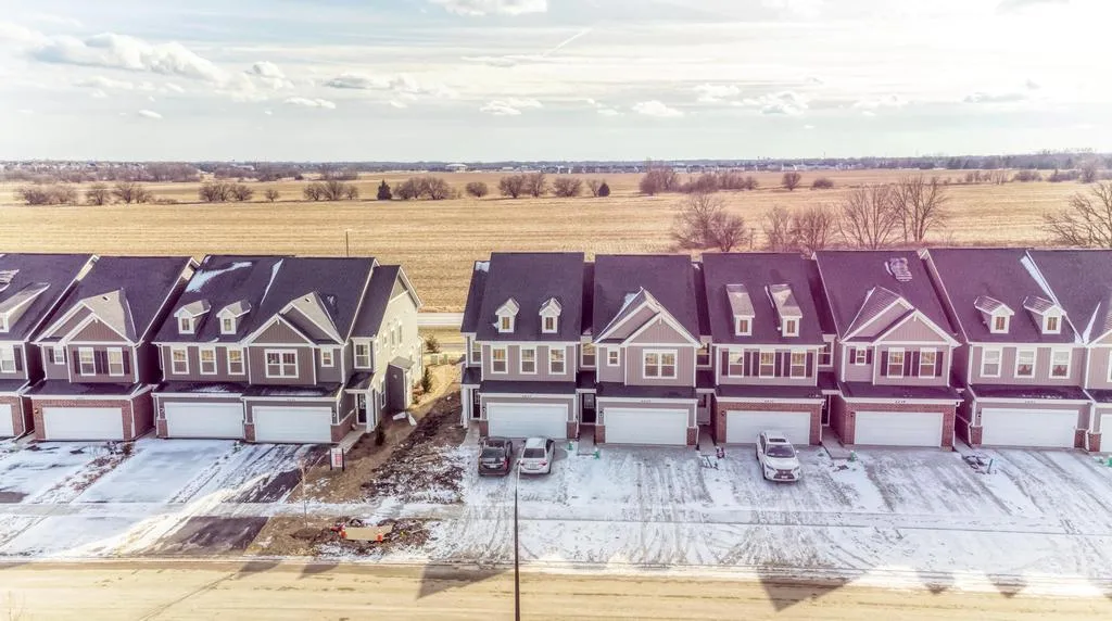 2235 Horseshoe Cir, , 60564, USA 60564-Naperville-IL