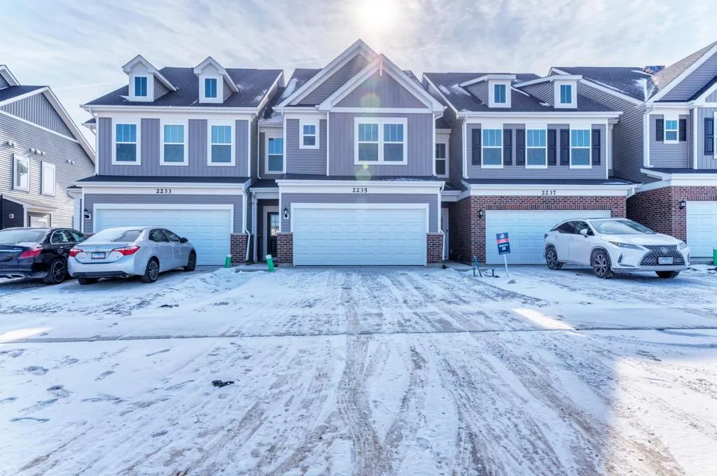 2235 Horseshoe Cir, , 60564, USA 60564-Naperville-IL