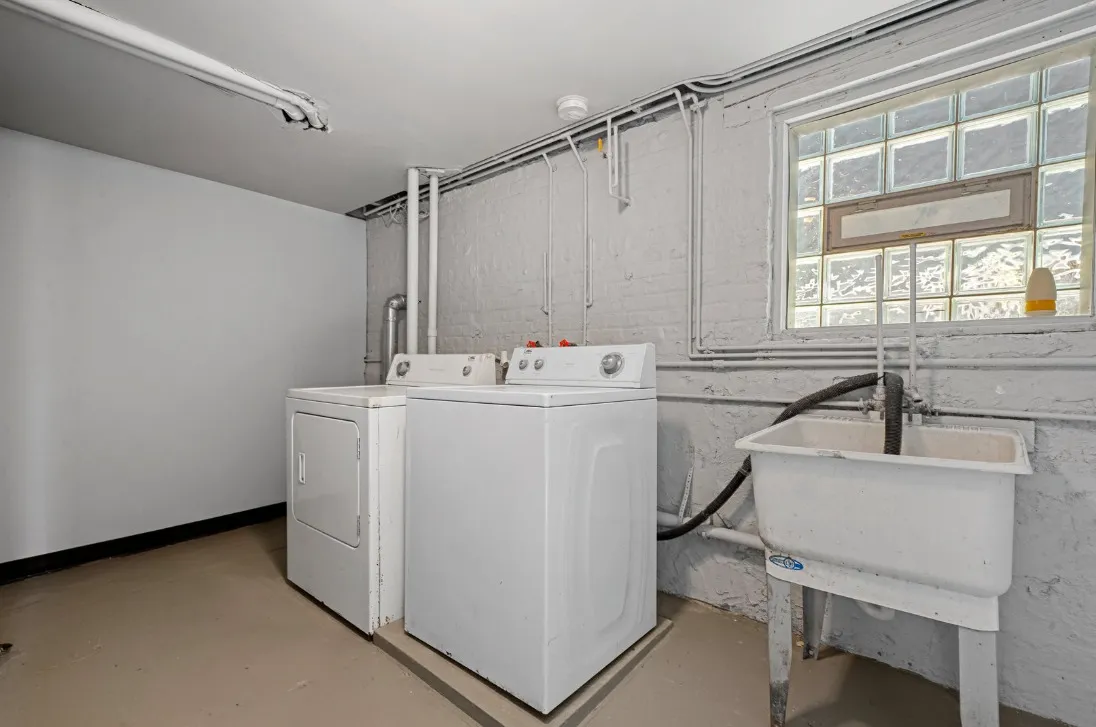 1532 S Lombard Ave, ,  60402, USA 60402-Berwyn-IL