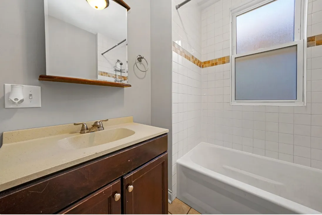 1532 S Lombard Ave, ,  60402, USA 60402-Berwyn-IL