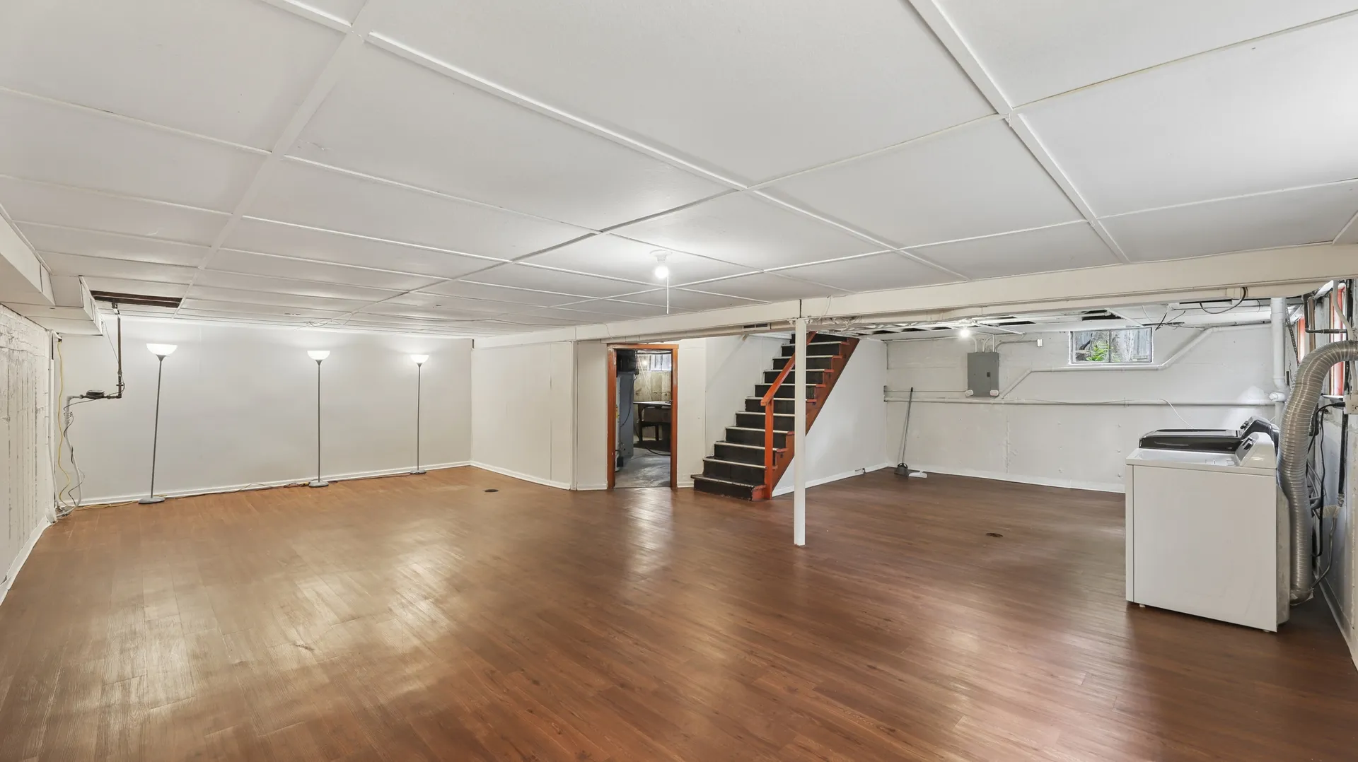 893 S Poplar Ave, ,  60126, USA 60126-Elmhurst-IL