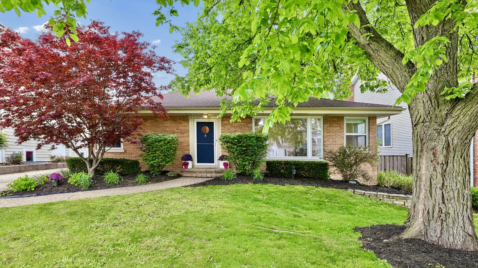 893 S Poplar Ave, ,  60126, USA 60126-Elmhurst-IL