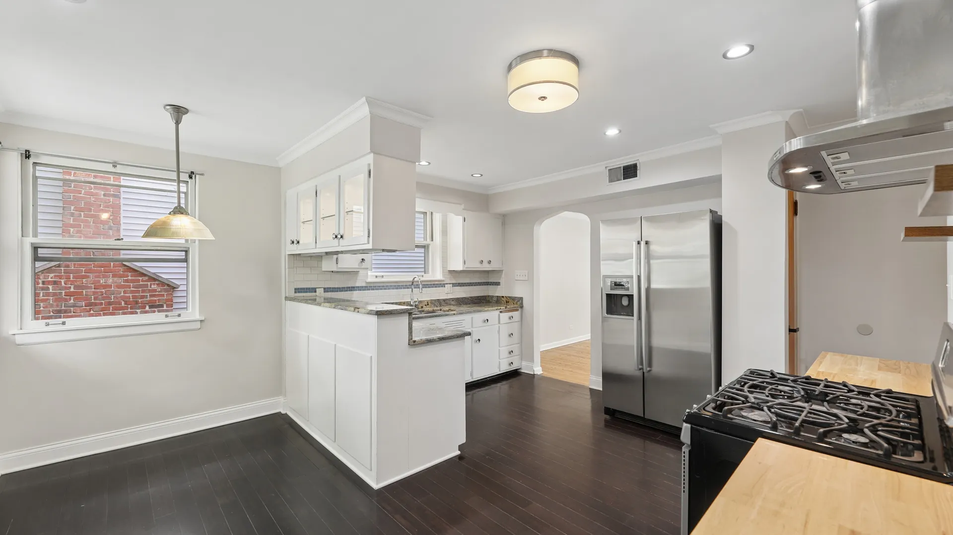 893 S Poplar Ave, ,  60126, USA 60126-Elmhurst-IL