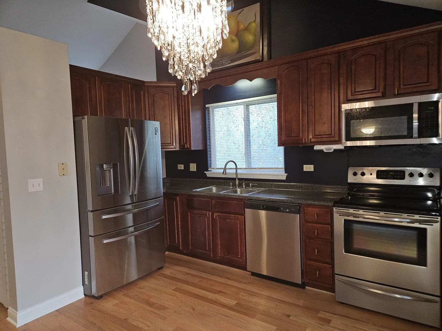 1 Linden Ct, ,  60177, USA 60177-South Elgin-IL