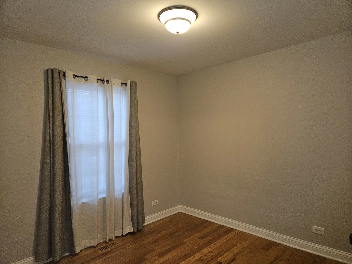 1 Linden Ct, ,  60177, USA 60177-South Elgin-IL
