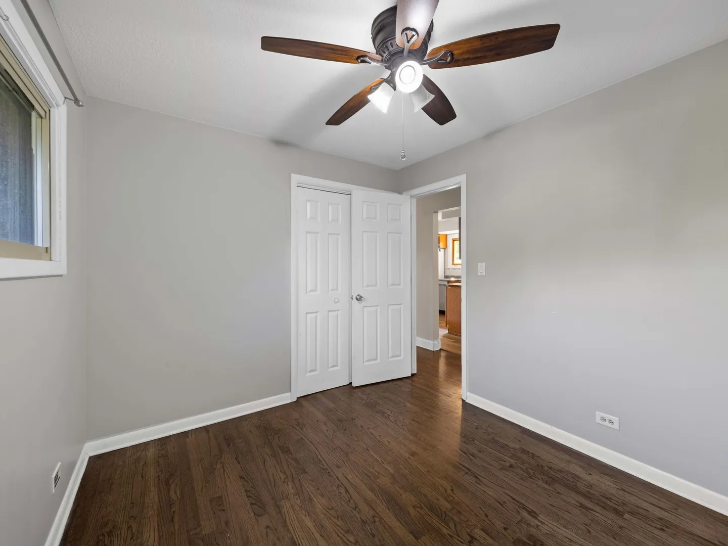 415 Tennyson Rd, ,  60103, USA 60103-Bartlett-IL