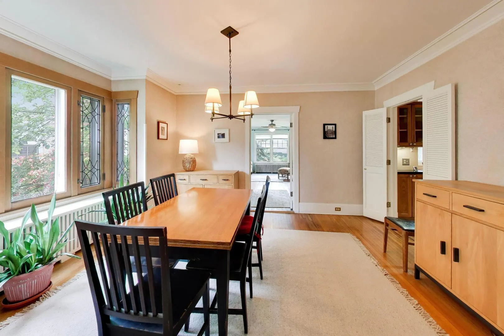 2624 Thayer St, ,  60201, USA 60201-Evanston-IL