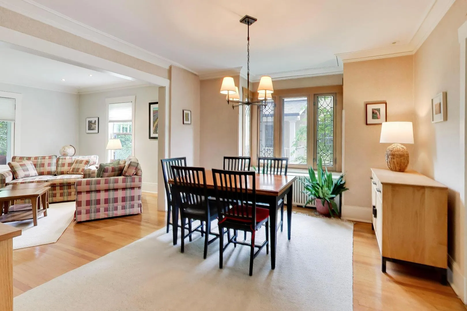 2624 Thayer St, ,  60201, USA 60201-Evanston-IL