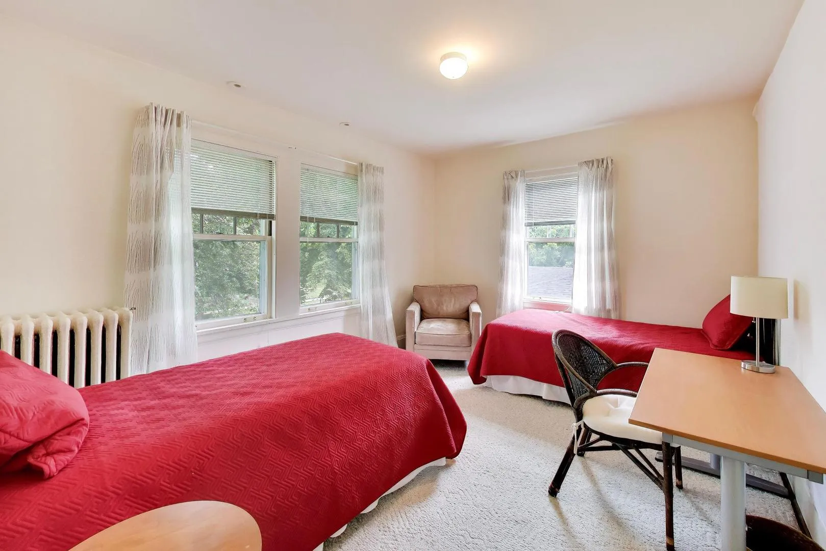 2624 Thayer St, ,  60201, USA 60201-Evanston-IL